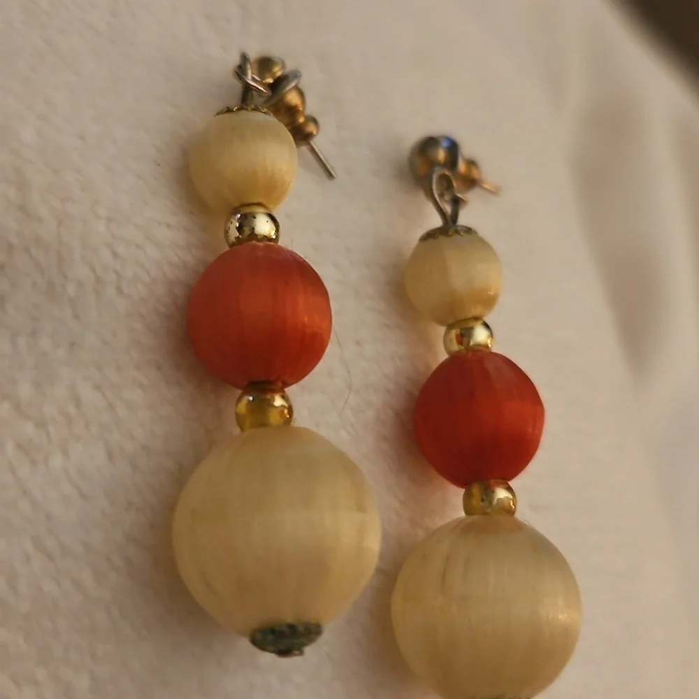 3/$30 Vintage Orange and Cream Thread Beaded Dangle Earrings